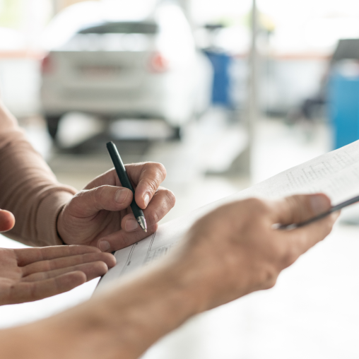 Eqstra provides vehicle insurance for private and business use.